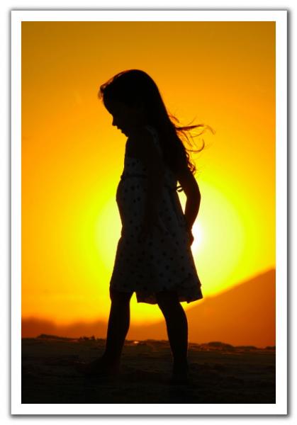 صمتك يوقظ الليل، دعه ينام